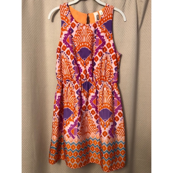 Bright sundress - Picture 1 of 2